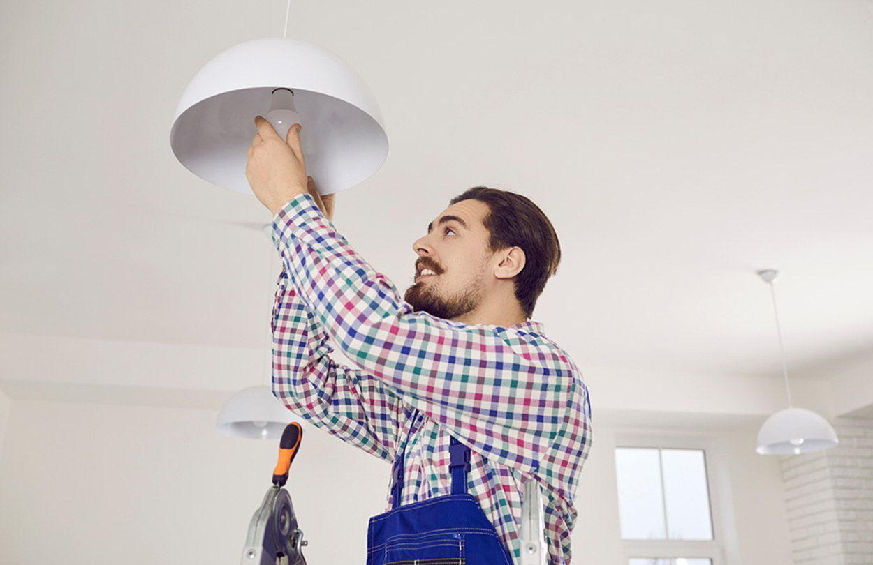 Energie sparen bei Elektrotechnik SF in Grub am Forst