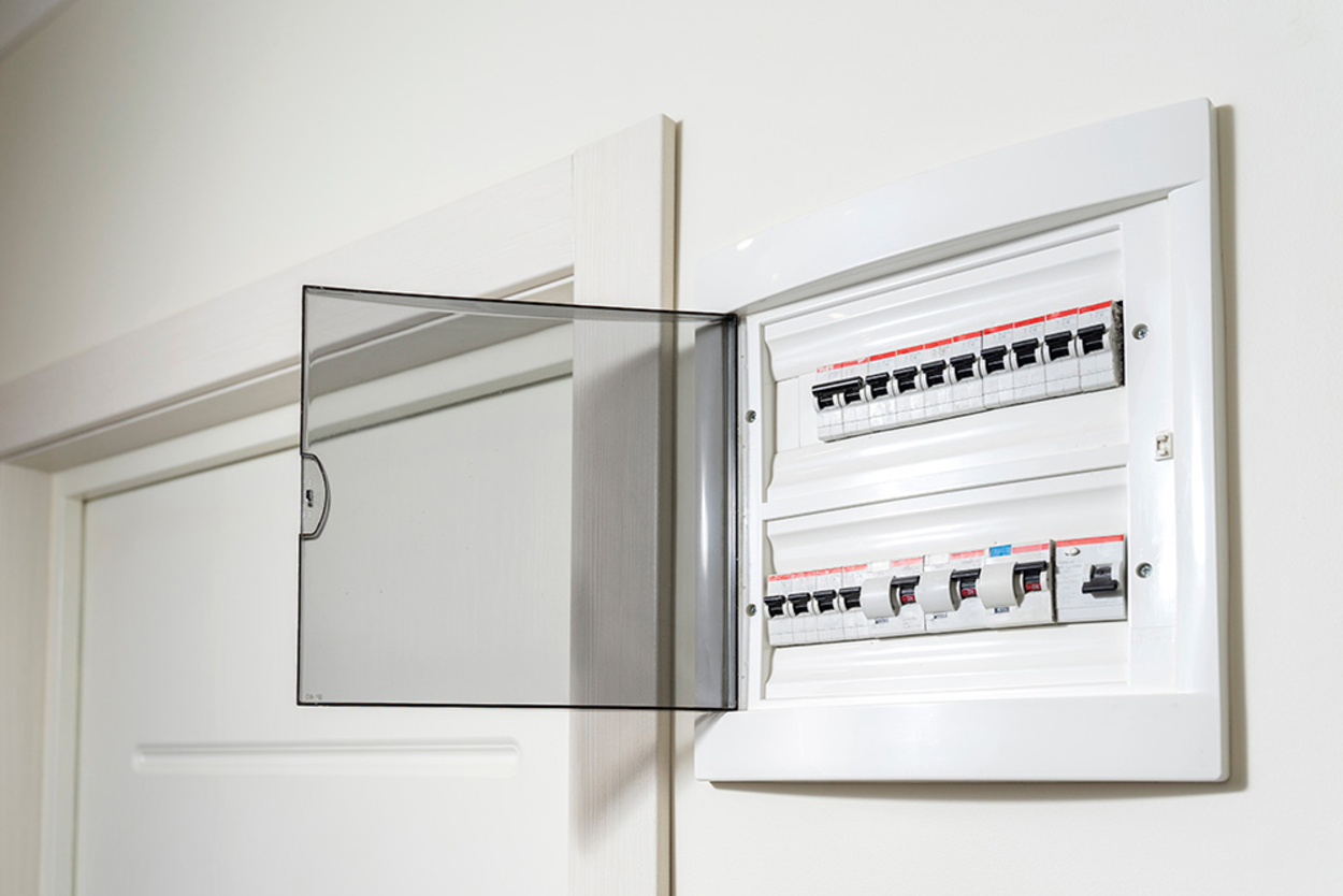 Über­spannungs­schutz bei Elektrotechnik SF in Grub am Forst