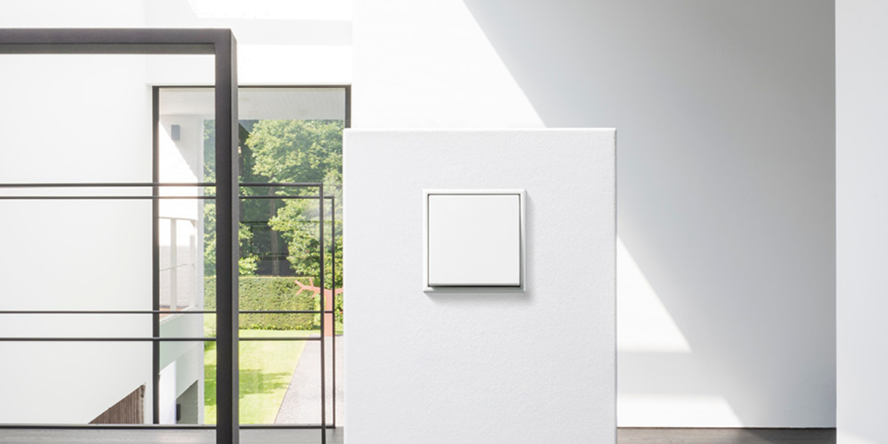 JUNG Schalterprogramme bei Elektrotechnik SF in Grub am Forst