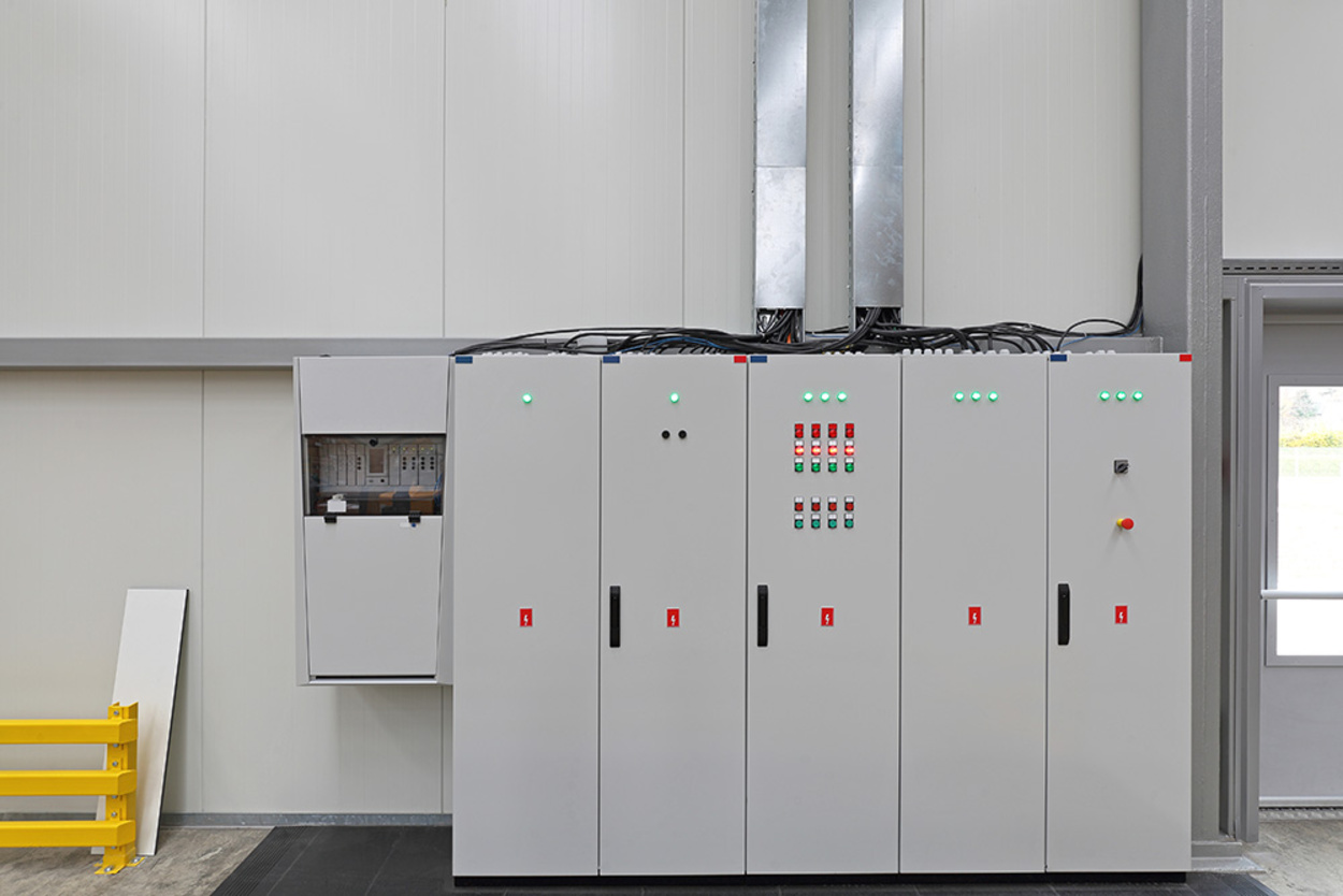 Mess- & Wandler­anlagen bei Elektrotechnik SF in Grub am Forst